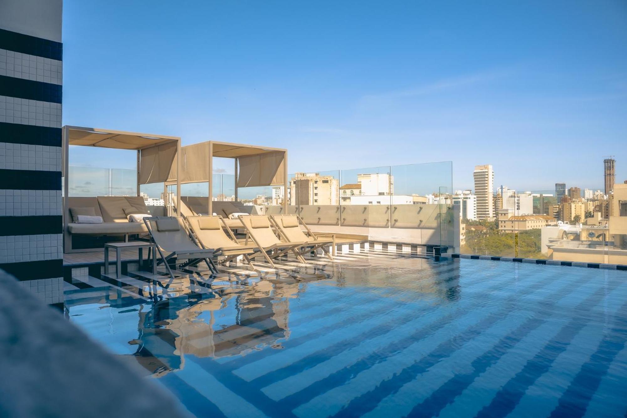 Faranda Collection Barranquilla, A Member Of Radisson Individuals Hotel Barranquilla  Exterior foto Rooftop pool